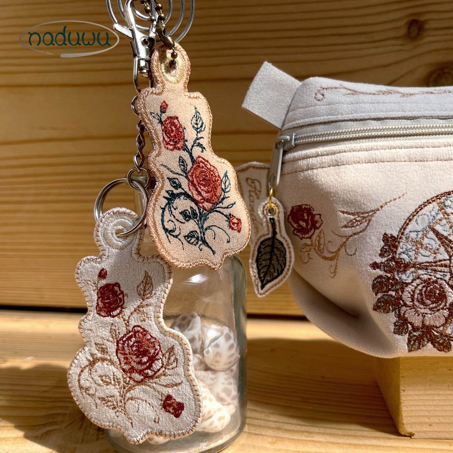Stickdatei Rose Anhänger 6x9, ITH Schlüsselanhänger - Sewando