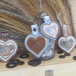 Stickdatei Steampunk Herz Anhänger 6x8 & 7x10, In The Hoop 3D-Anhänger - Sewando