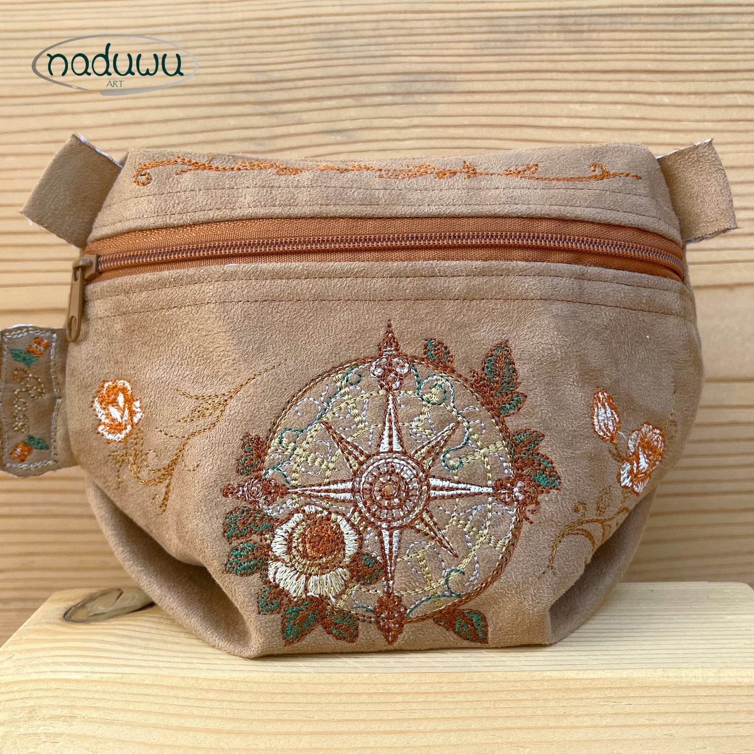 Stickdatei Umhängetasche 15x20, ITH Tasche Rosemary Bag - Sewando