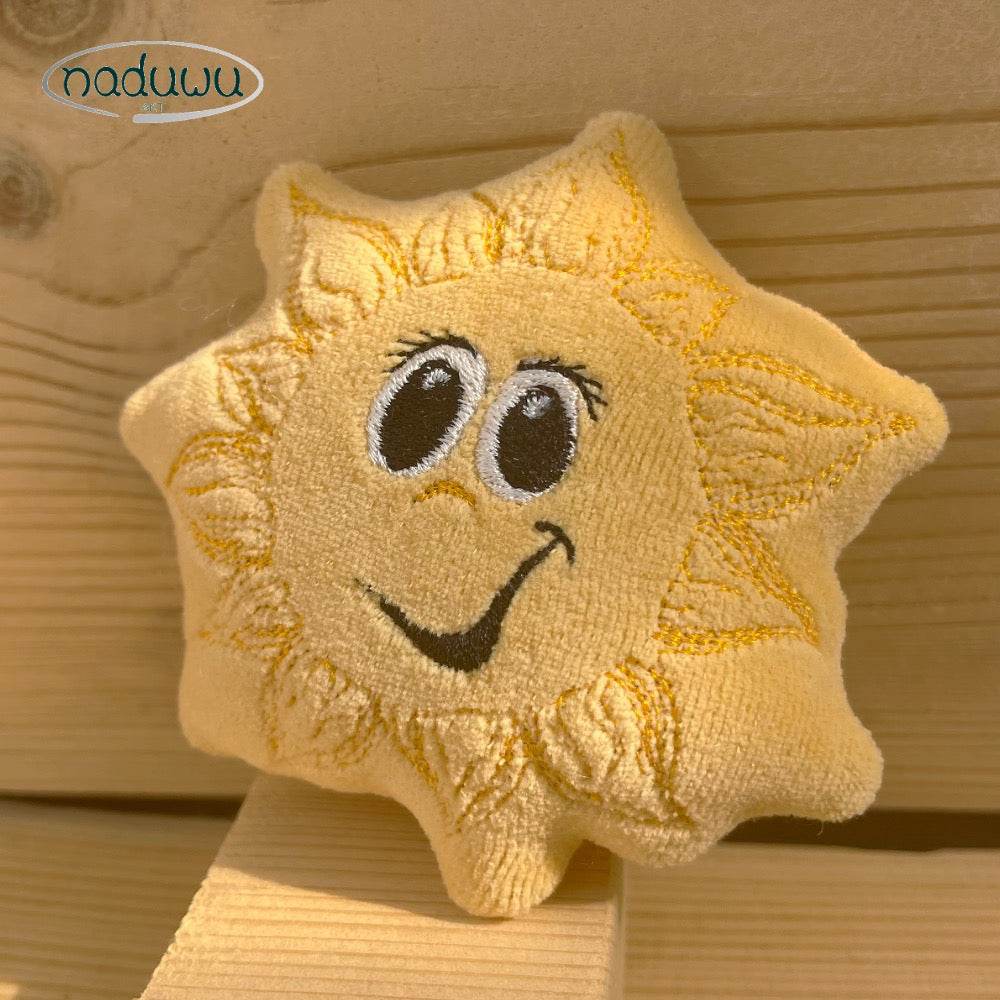 Stickdatei Sonne Stuffie 13x13, ITH Kuschelkissen Sunny - Sewando
