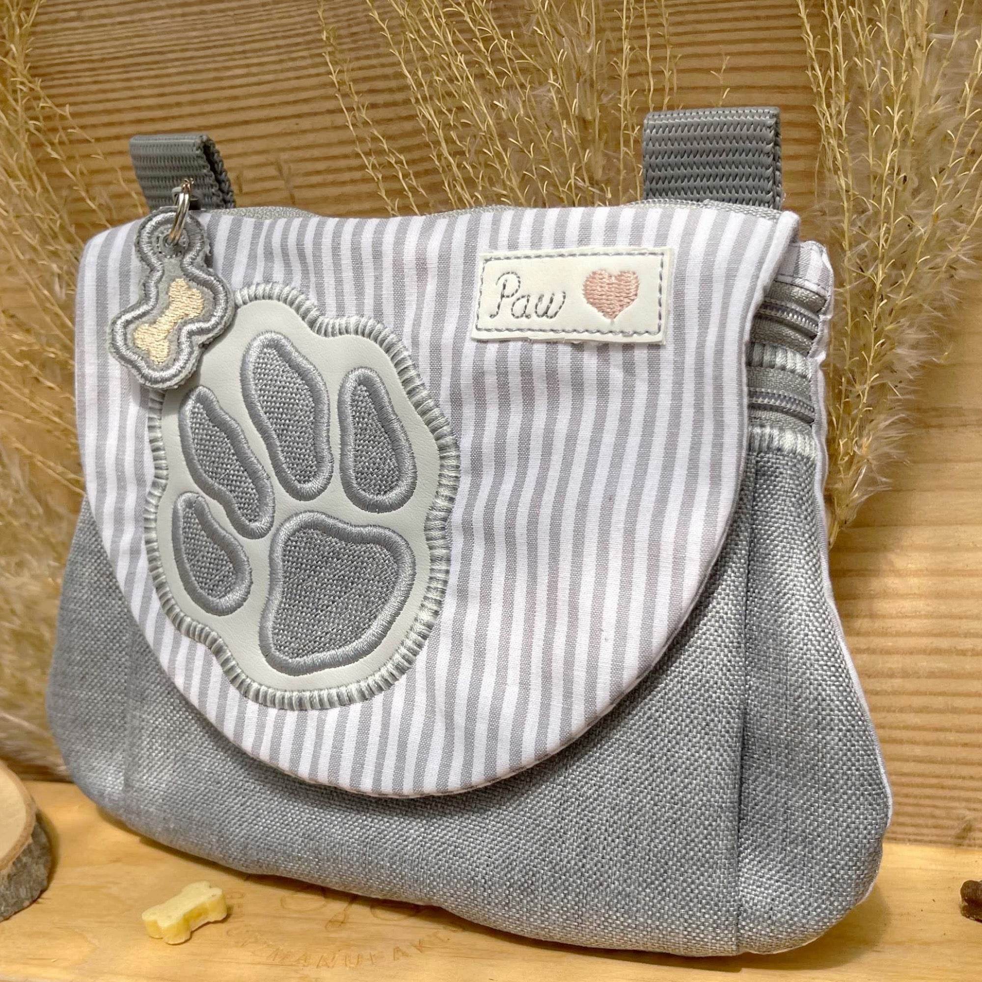 Stickdatei Tasche Big Paw 16x23, In The Hoop Bag mit 3 Reißverschlusstaschen - Sewando