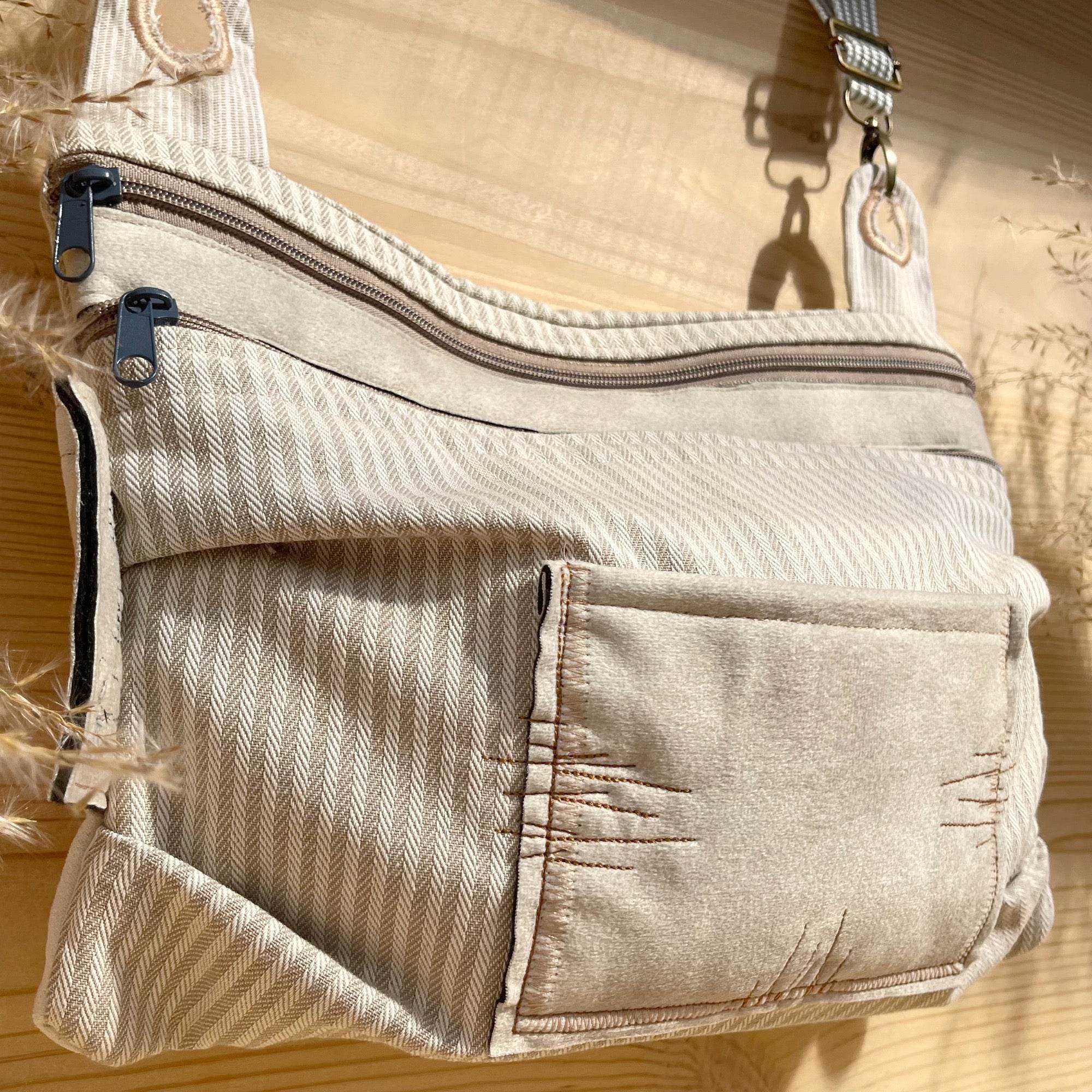 Stickdatei Baggy Bag 24x36, ITH Tasche mit 2 Reißverschlüssen - Sewando