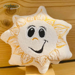 Stickdatei Sonne Stuffie 16x16, ITH Kuschelkissen Sunny - Sewando