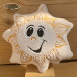 Stickdatei Sonne Stuffie 16x16, ITH Kuschelkissen Sunny - Sewando