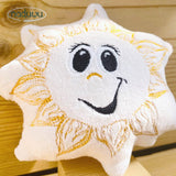 Stickdatei Sonne Stuffie 16x16, ITH Kuschelkissen Sunny - Sewando