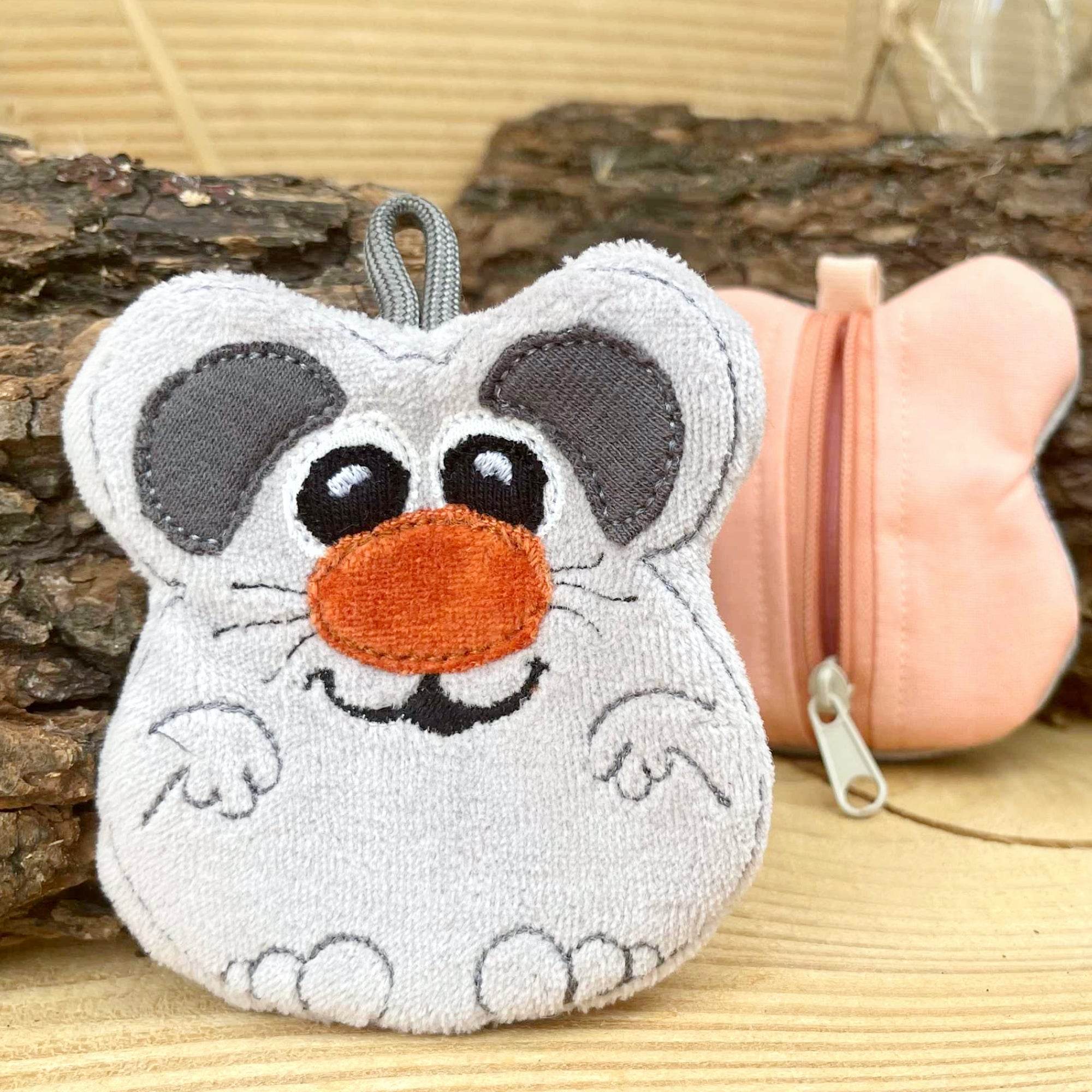 Stickdatei Maus Tasche für 10x10 Rahmen mit Reißverschluss, Zip Bag - Sewando