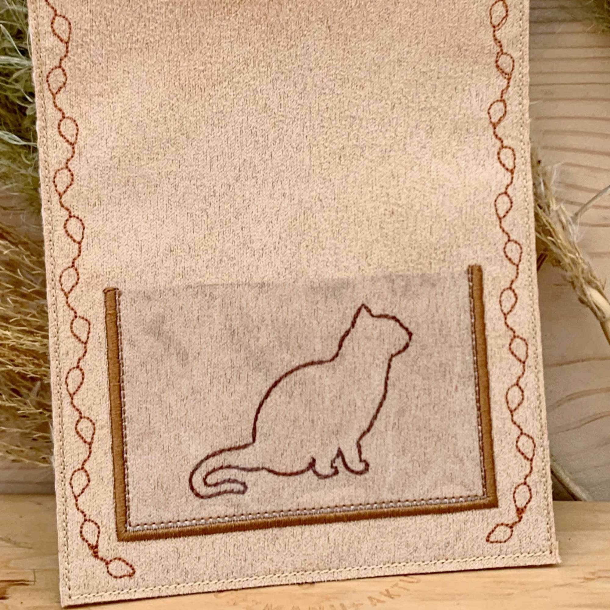 Stickdatei Impfpass Hülle 13x18 für Katzen, ITH Stickdesign - Sewando