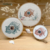 Stickdatei Fischkopp Set ab 10x9, Fisch Scribble mit Unterwasserwelt und ohne