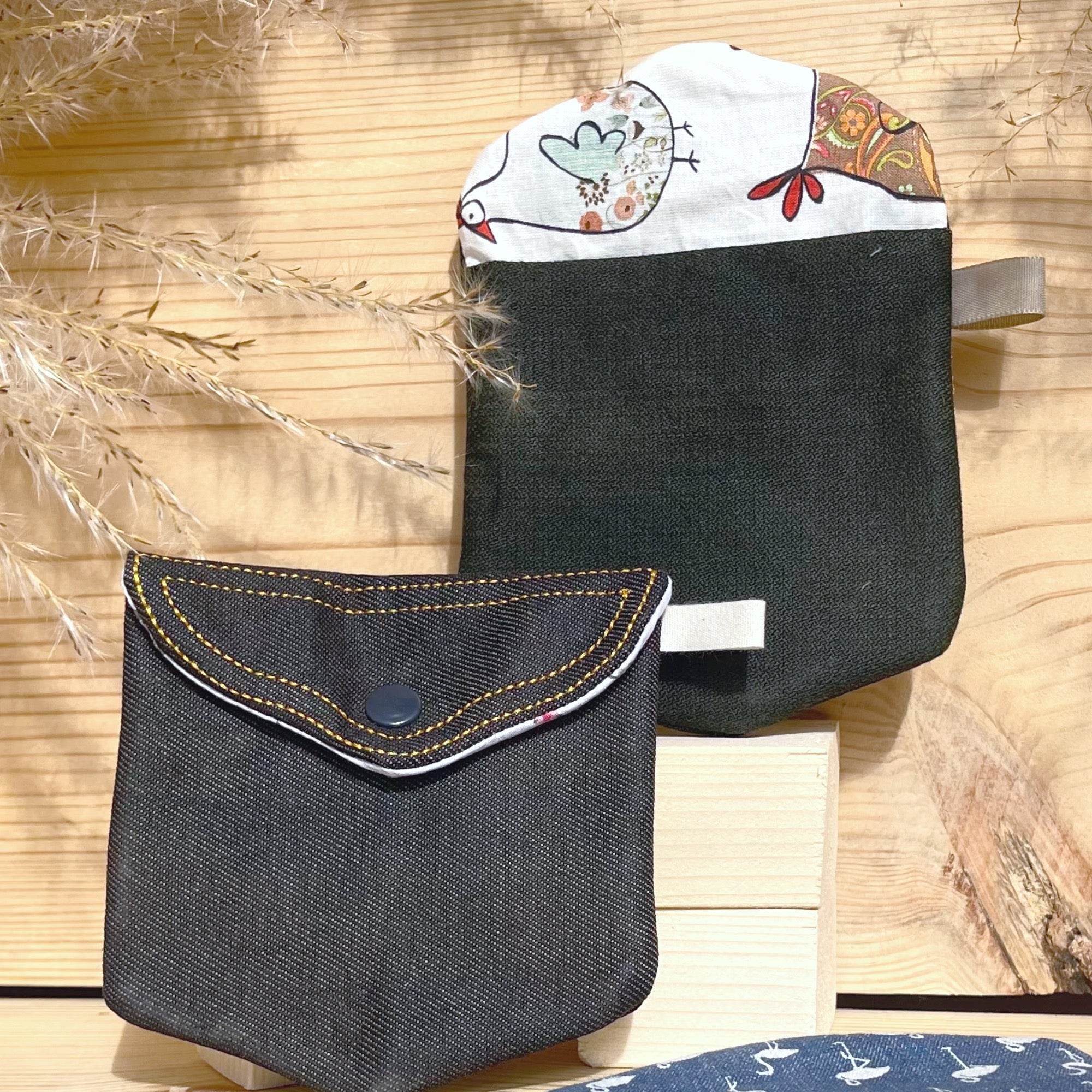 Stickdatei Jeanstasche 13x18 mit Klappe, ITH Back Pocket Bag - Sewando
