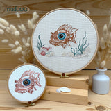 Stickdatei Fischkopp Set ab 10x9, Fisch Scribble mit Unterwasserwelt und ohne