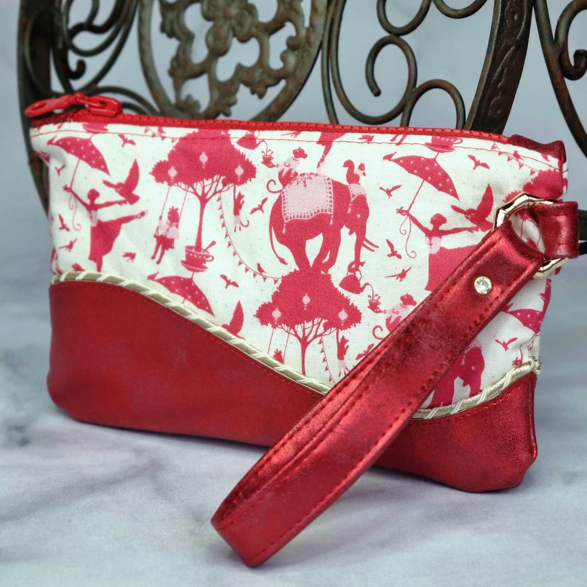 Schnittmuster Clutch Wave in Wellenoptik - Sewando