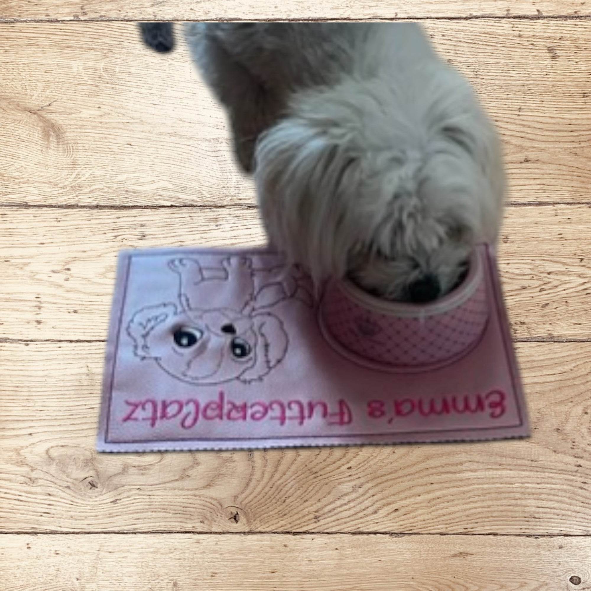 Stickdatei Napfunterlage Hund Set 713 - Sewando
